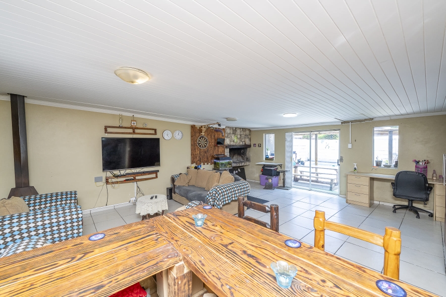 4 Bedroom Property for Sale in Bonnie Brae Western Cape